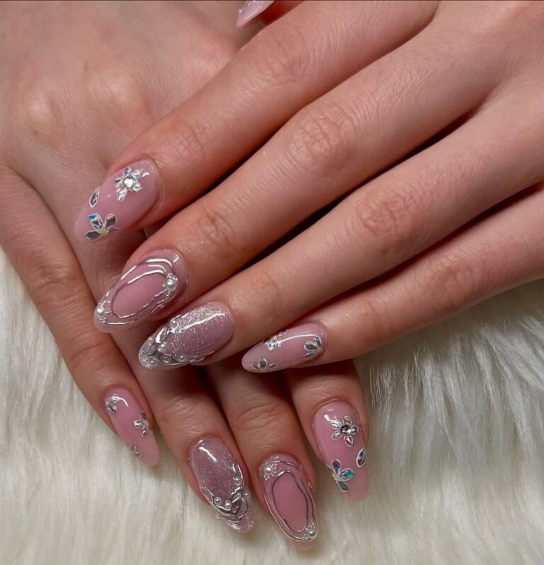 Bei Milano Nails in Tegel, Berlin-Reinickendorf, erwartet Sie hingebungsvolle Nagelpflege, die unsere Kunden glücklich macht und für wunderschöne Ergebnisse sorgt.