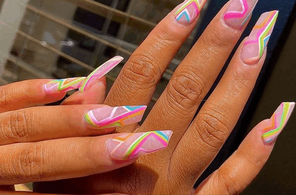 Die-Lipstick-Näge nagelformen
