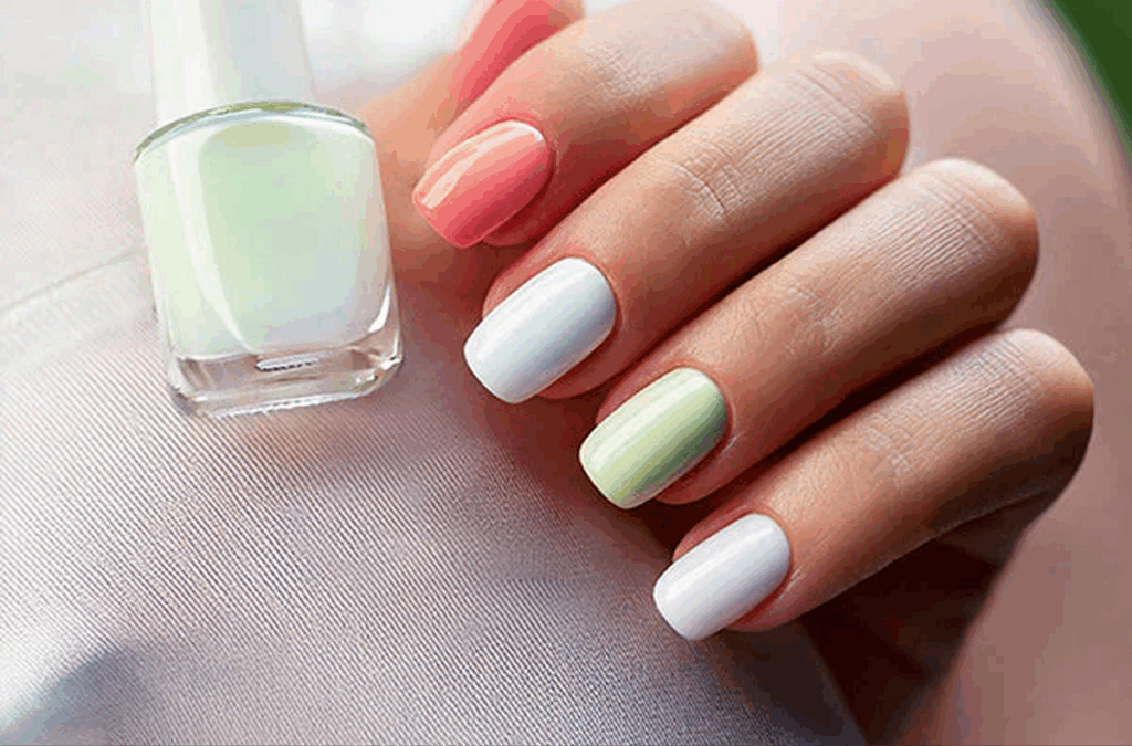 Nägel kombinieren Pastellfarben  Sommernägel 2025