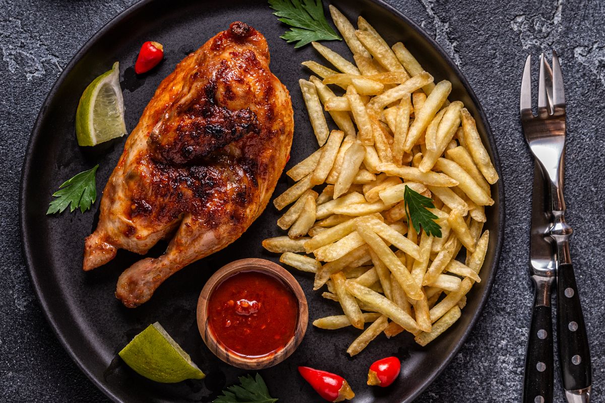 Halbes Hähnchen – Der Grill-Klassiker in Berlin
