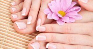 Einfache Tipps für glänzende Nägel ohne Lack